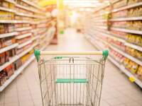 Ακρίβεια: Ποιες δαπάνες κόβουν τα νοικοκ...