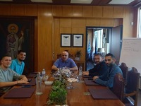 Συνάντηση που έφερε αναμνήσεις είχε ο Πρ...