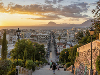 Όλο και περισσότερες οι σχολικές εκδρομέ...