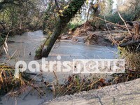 Ηλεία: Σώθηκε «παρά τρίχα» οδηγός φορτηγού που παρασύρθηκε από χείμαρρο