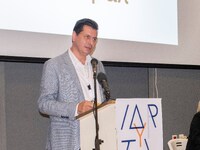 σπιράλ: «Ας συνηθίσετε την πατρινο-κεντρ...