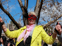 Με σύμμαχο τον καιρό οι αποκριάτικες παρ...