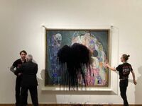 Ξαναχτύπησαν ακτιβιστές για το κλίμα - Π...