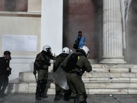 Επεισόδια στο κέντρο της Αθήνας - Χημικά...
