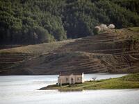 Φράγμα: Flash back στο πρώτο εκκλησάκι π...