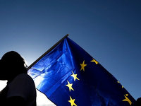 Ένας στους δύο πολίτες στην ΕΕ απαισιόδο...