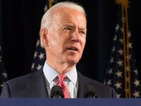 Νέος σάλος με δήλωση Μπάιντεν: «Εκείνη ή...