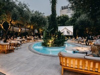 To The Bold Type Hotel συνεχίζει τις κιν...