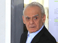 Αρνητικός στον κορωνοϊό ο Άκης Τσοχατζόπ...