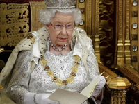 Όταν πέθανε η βασίλισσα- Ο Guardian αποκ...