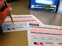 ΤΖΟΚΕΡ: Βρέθηκε ο υπερτυχερός που κερδίζ...