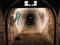 Τα καταφύγια της Πάτρας κι όσα έζησαν ό...