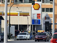 Πάτρα: Πήγαμε ... βόλτα στα πρατήρια -Δε...