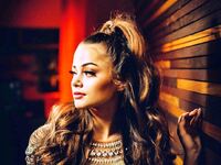 Η 17χρονη Στεφανία Λυμπεράκη, που ζει στ...