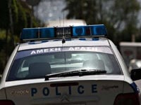 Πάτρα: ΙΧ προσέκρουσε σε φορτηγό στην Πα...
