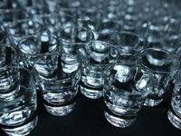 Πάτρα: Οργή ΣΚΕΑΝΑ για το αλκοόλ σε ανήλ...