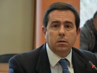 Το παρασκήνιο πίσω από την αποπομπή Μητα...