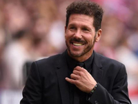 Η δεκαετία Σιμεόνε στη Μαδρίτη μέσα από ...