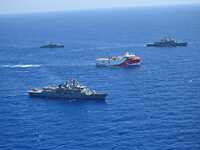 Σε ελληνική υφαλοκρηπίδα το Oruc Reis: Μ...