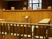 Απόφαση-σταθμός για την υιοθεσία ενήλικη...