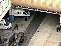 Βραζιλία: Ένοπλος κρατά ομήρους 17 ανθρώ...