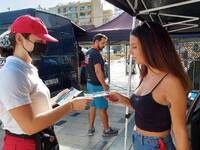 Πάτρα: Μοίρασαν φυλλάδια για την πρόληψη...