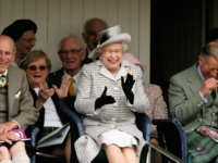 Αυτή είναι η τοπ φωτό της Ελισάβετ με το...