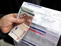Λογαριασμοί ρεύματος: Μειωμένα τα τιμολό...