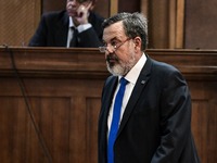 ΔΕΙΤΕ ποιος είναι ο Χρ. Παππάς που καταδ...