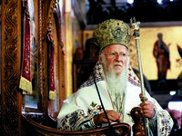 Άστραψε και βρόντηξε ο Βαρθολομαίος: «Σκ...