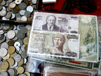 Δραχμές: 500 εκατομμύρια ευρώ φυλανε οι ...