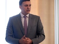 Έκκληση Β. Κικίλια σε γιατρούς και νοσηλ...