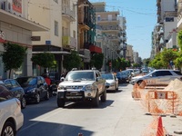 Πάτρα: Ουρές στα καταστήματα courier, αυ...