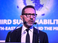  Ο Στουρνάρας απαντά στο έγγραφο εισαγγε...