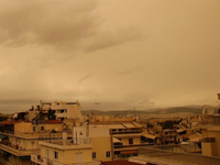 Καιρός: Κοκτέιλ ζέστης και σκόνης σήμερα...