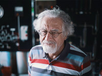 Ο καθηγητής του Πανεπιστημίου Πατρών, Ξε...