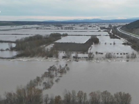 Σε οριακή κατάσταση ο Έβρος- «Τα νερά εί...