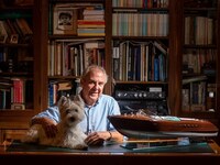 Ο Βασίλης Τσιγάρας μας μεταφέρει σε...μι...