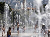 Καύσωνας - Νότια Ευρώπη: Τουλάχιστον 322...