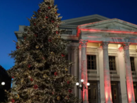 Δημοτικό Θέατρο Πειραιά: Κατέρρευσε μέρο...