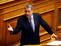 Βορίδης για τη βασιλόπιτα των 12.000 ευρ...