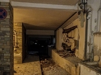 Ισχυρή έκρηξη σε πολυκατοικία στη Θεσσαλ...