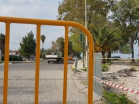 Μπαίνουν κάγκελα από το πρωί στην Ηρώων ...