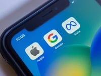 Συνομιλίες Google - Apple για την ενσωμά...