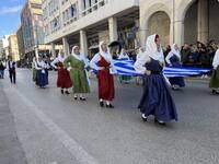 Η Πάτρα τιμά την 25η Μαρτίου-  ΔΕΙΤΕ LIV...