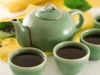 Το τσάι  πιο ευεργετικό από το νερό
