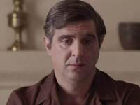 Άγριες μέλισσες: Ο Μιλτιάδης πυροβολεί τ...