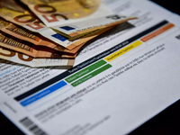 Από 12,9 λεπτά τα σταθερά τιμολόγια ρεύματος