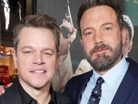 Οι σταρ Μπεν Άφλεκ και Ματ Ντέιμον διατη...