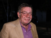 Πέθανε ο Ηλίας Νικολακόπουλος- Έπαθε ανα...